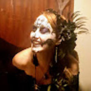 Meet your Posher, Reya